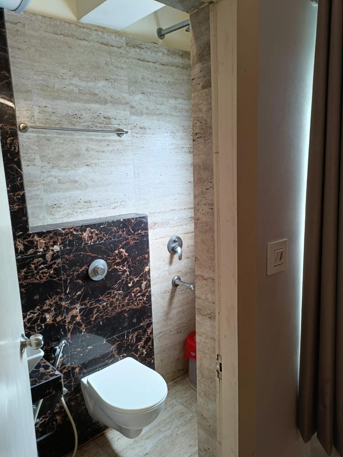 Hotel Mayfair Tower コルカタ エクステリア 写真