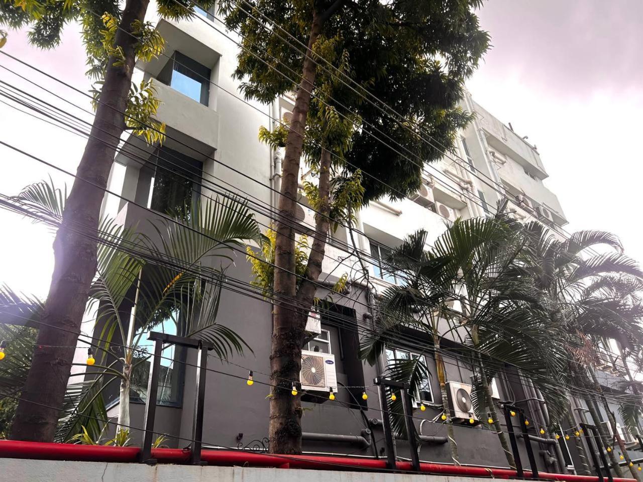 Hotel Mayfair Tower コルカタ エクステリア 写真